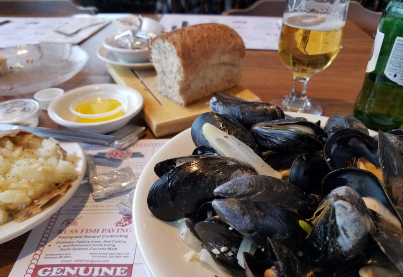 best restaurants rockport maine - offshore restaurant oysters