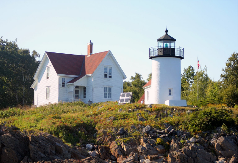 best lighthouses midcoast maine camden rockport rockland maine - curtis island lighthouse