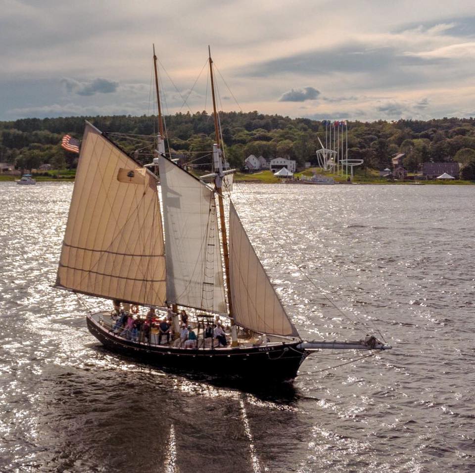 Mary E - Derecktor Shipyards - Maine Maritime Museum