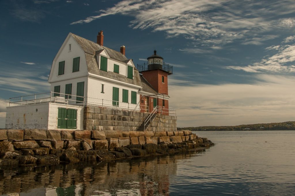 rockland lighthouse in maine